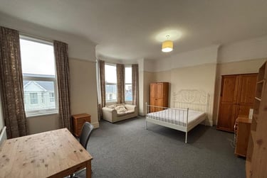 5 bed house, Salcombe Road, Greenbank, Plymouth, PL47NE - Image 10